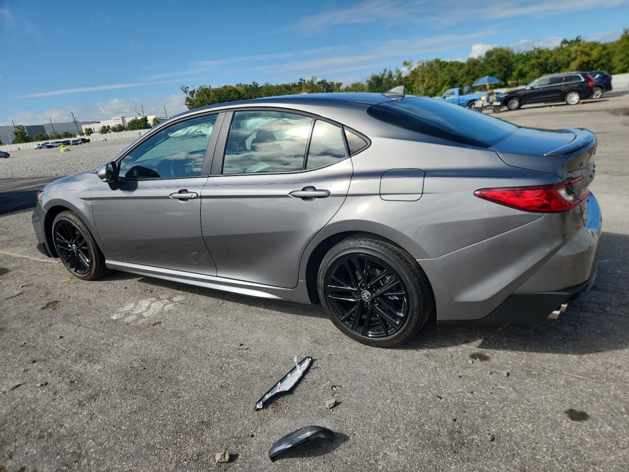 2025 TOYOTA CAMRY