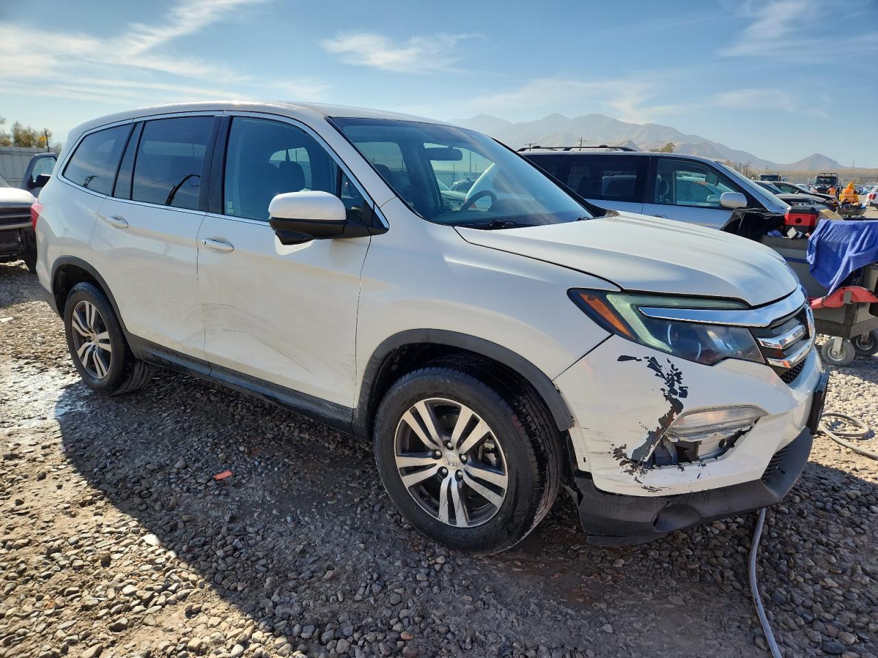 2017 HONDA PILOT
