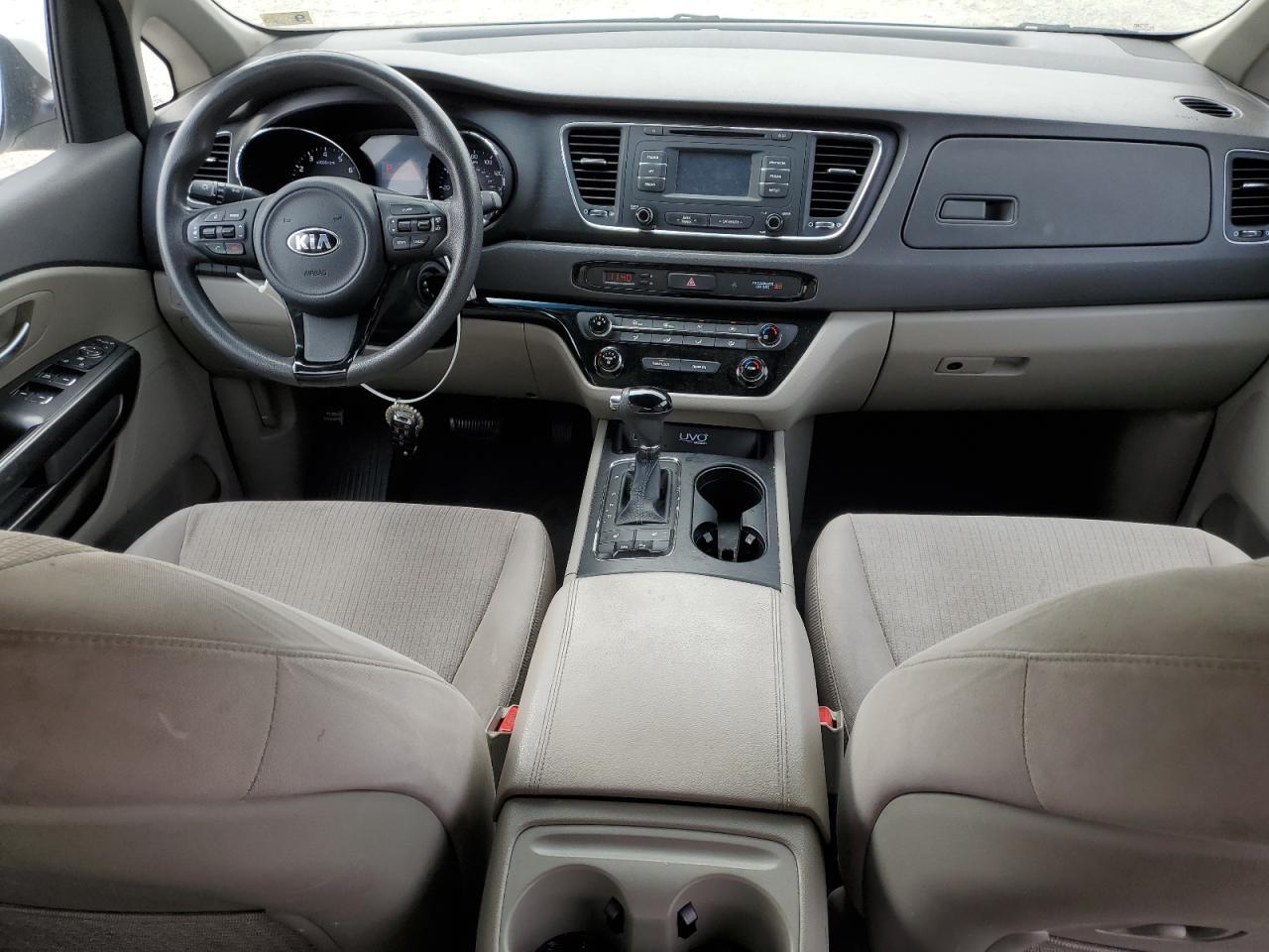 2016 KIA SEDONA