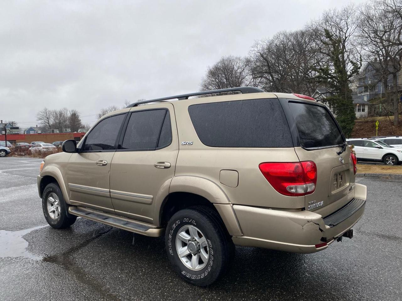 2005 TOYOTA Sequoia