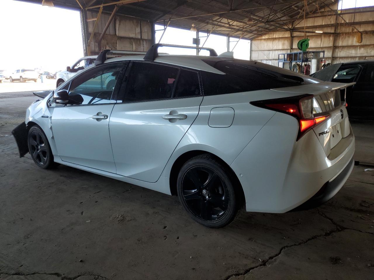 2021 TOYOTA PRIUS