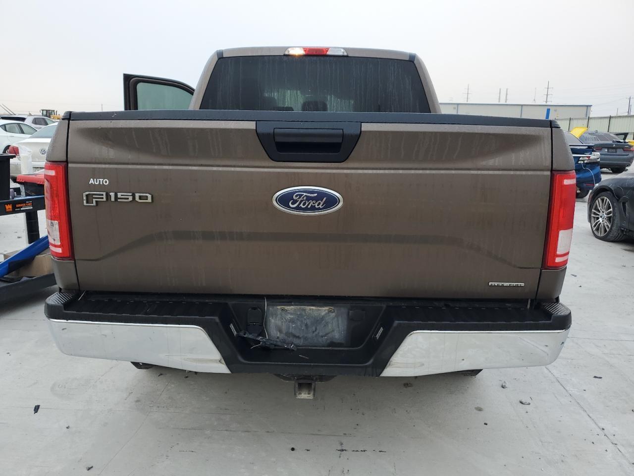 2015 FORD F-150