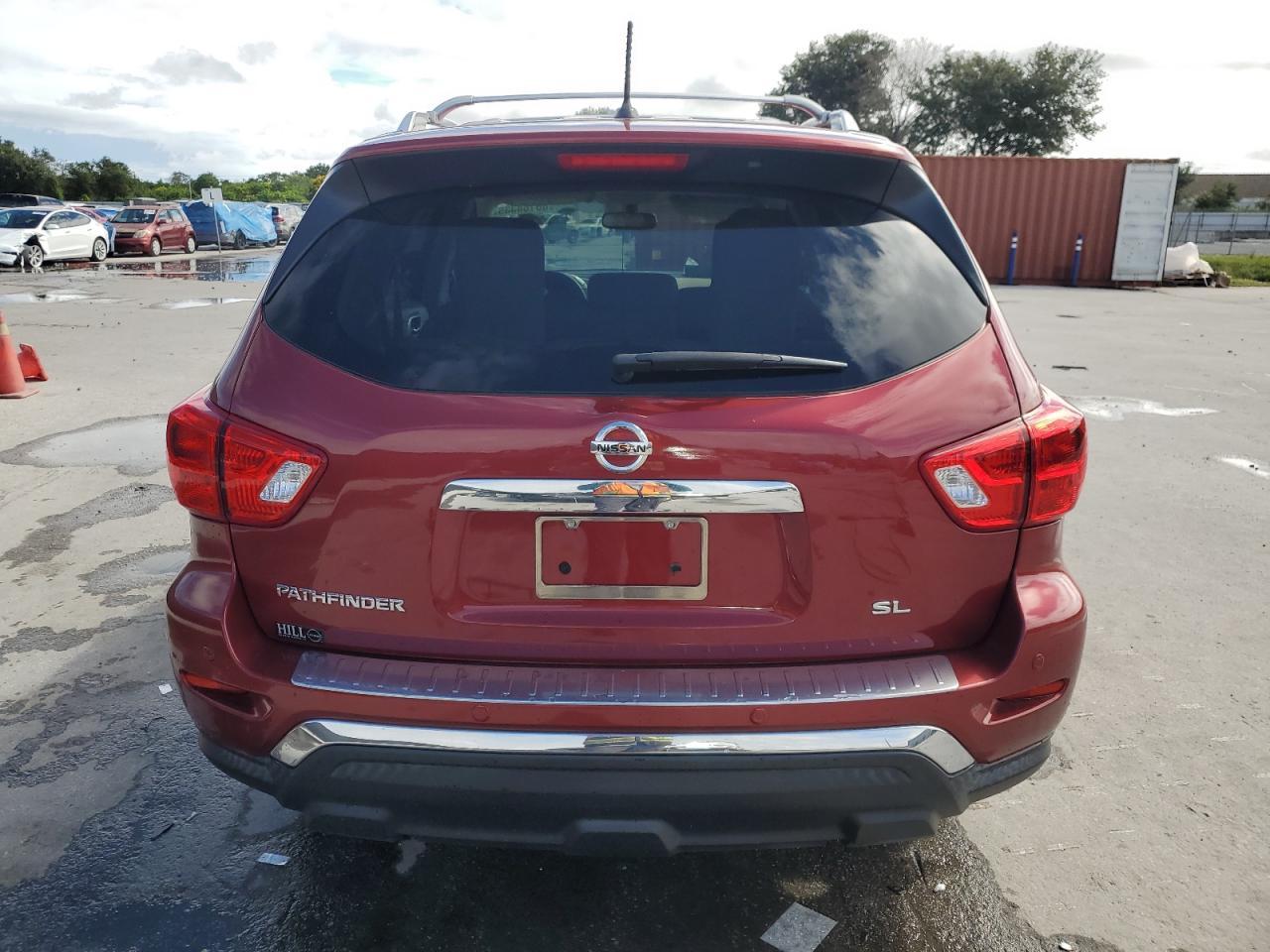 2017 NISSAN PATHFINDER