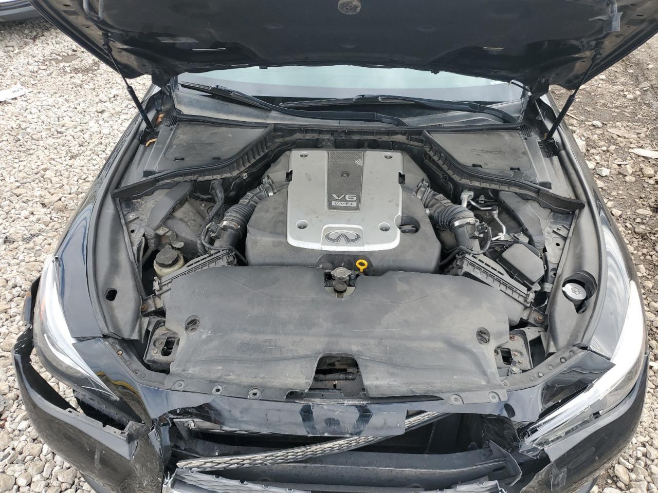 2015 INFINITI Q50