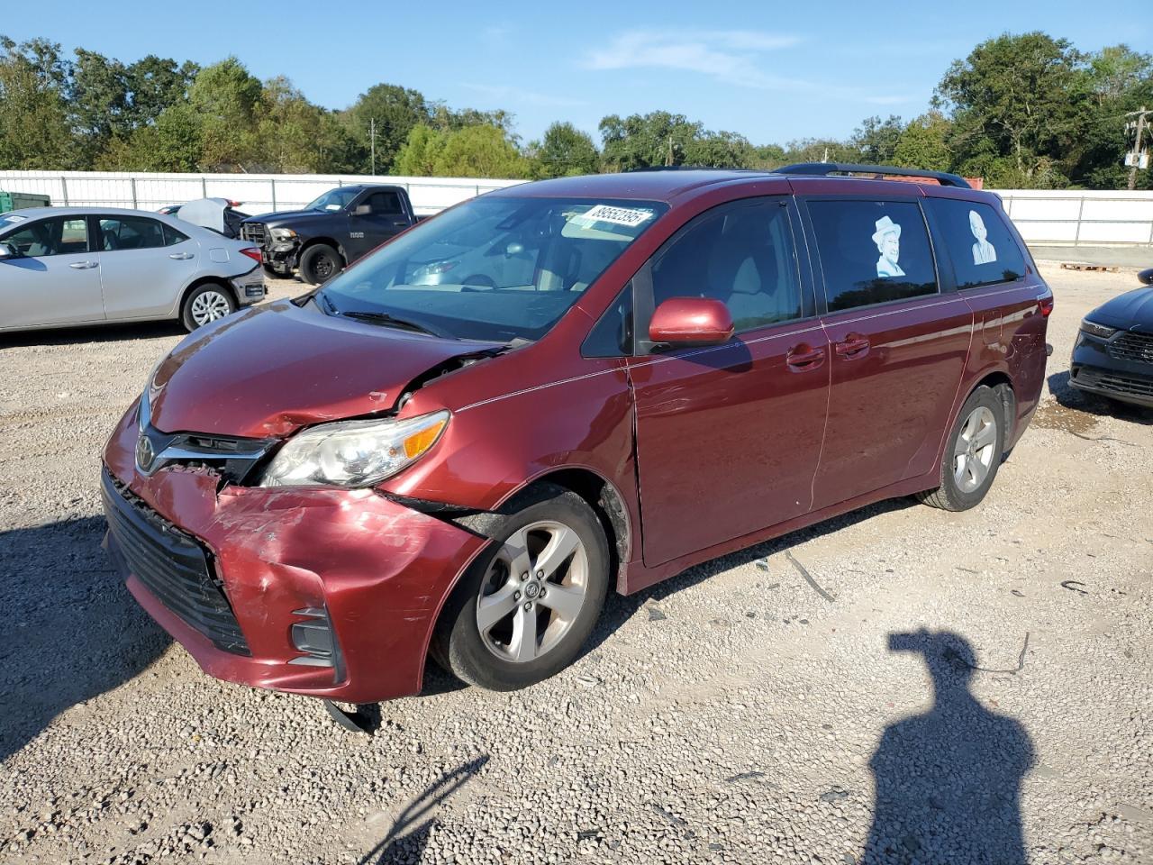 2019 TOYOTA SIENNA
