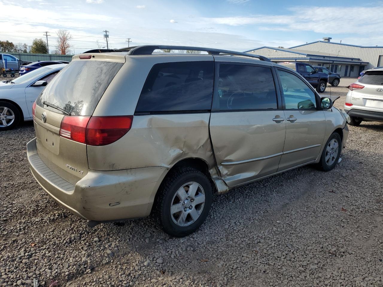 2004 TOYOTA SIENNA