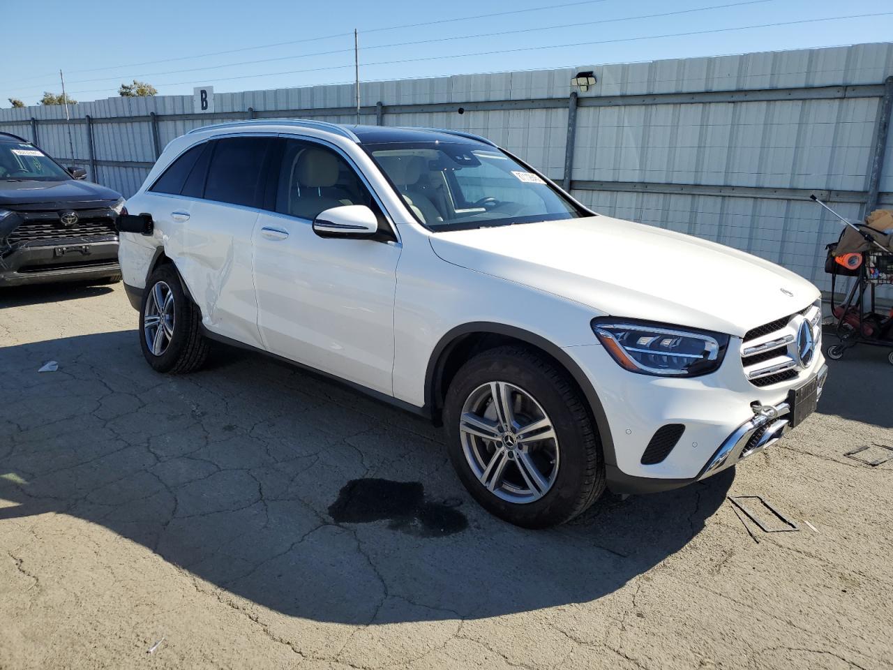 2022 MERCEDES-BENZ GLC-Class