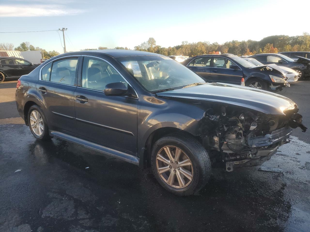 2011 SUBARU Legacy