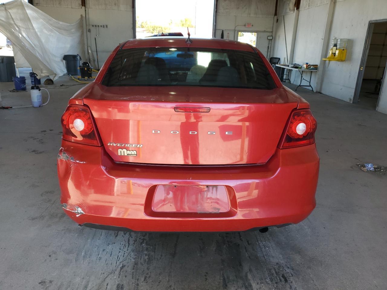 2013 DODGE Avenger