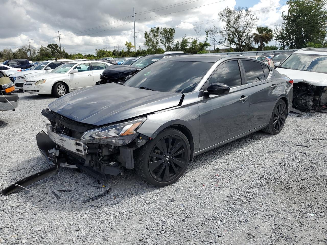 2022 NISSAN ALTIMA