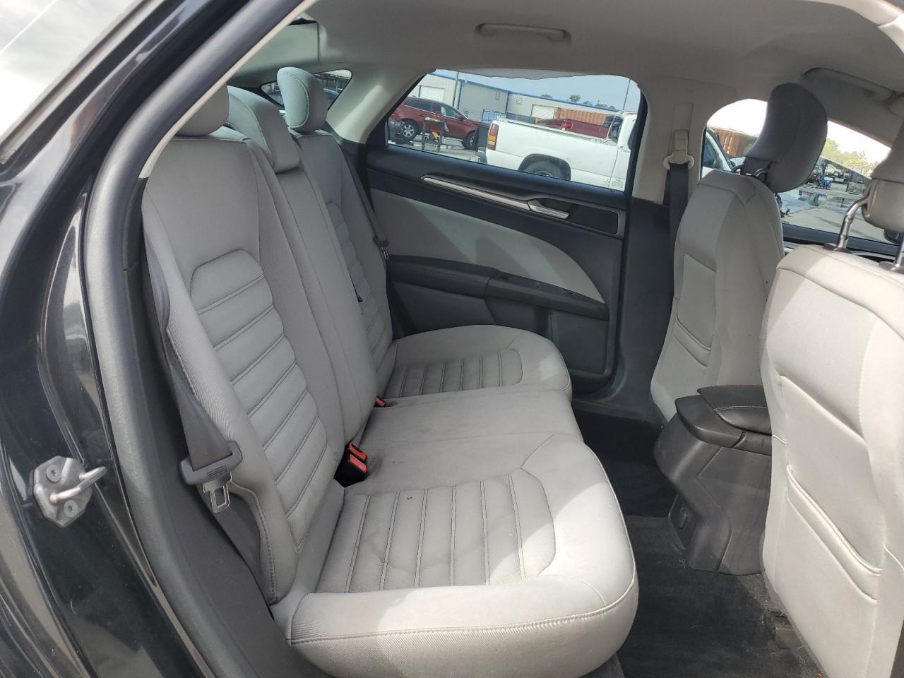 2013 FORD FUSION