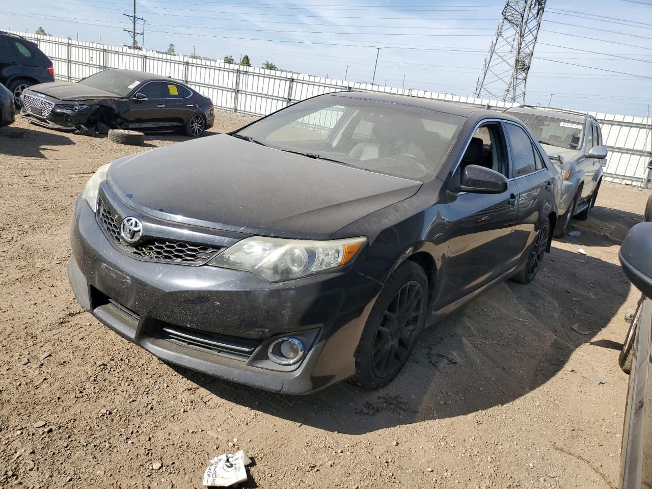 2014 TOYOTA CAMRY