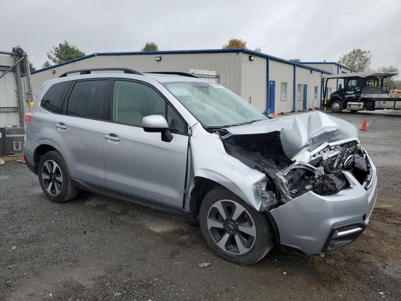 2017 SUBARU FORESTER