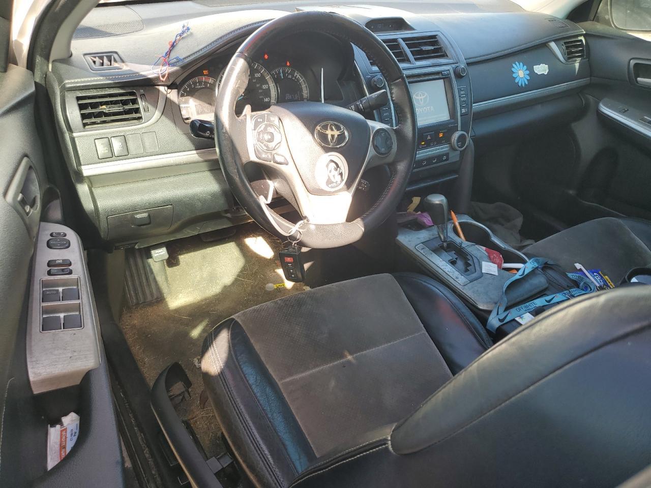 2014 TOYOTA CAMRY
