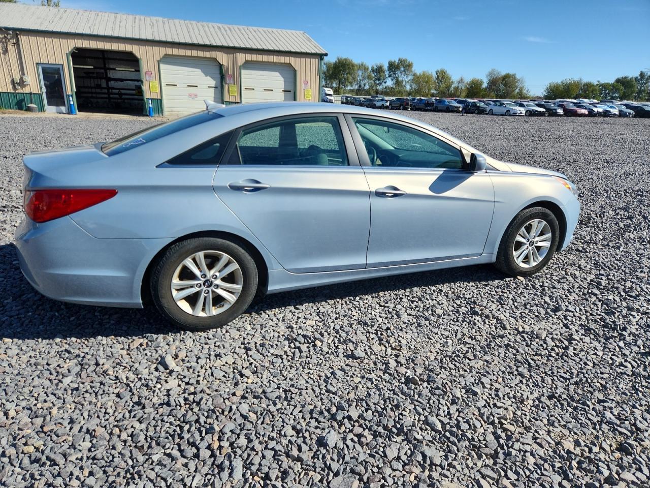 2011 HYUNDAI SONATA