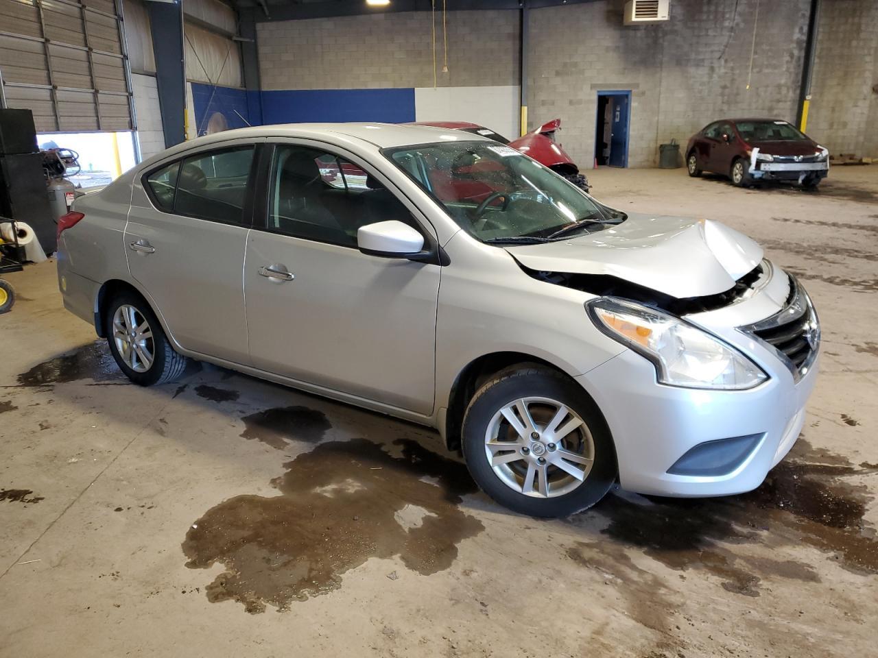 2016 NISSAN VERSA