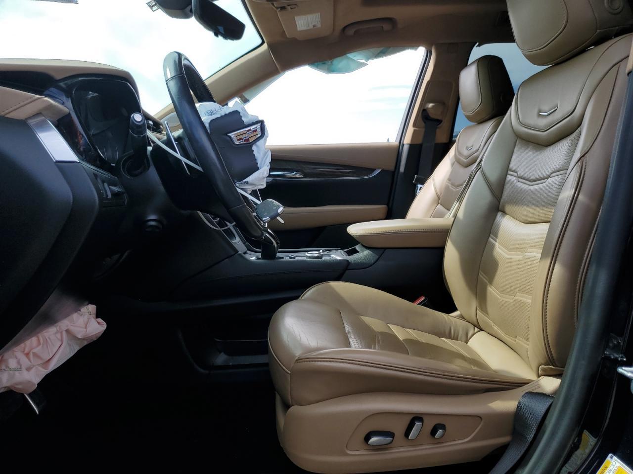 2021 CADILLAC XT6