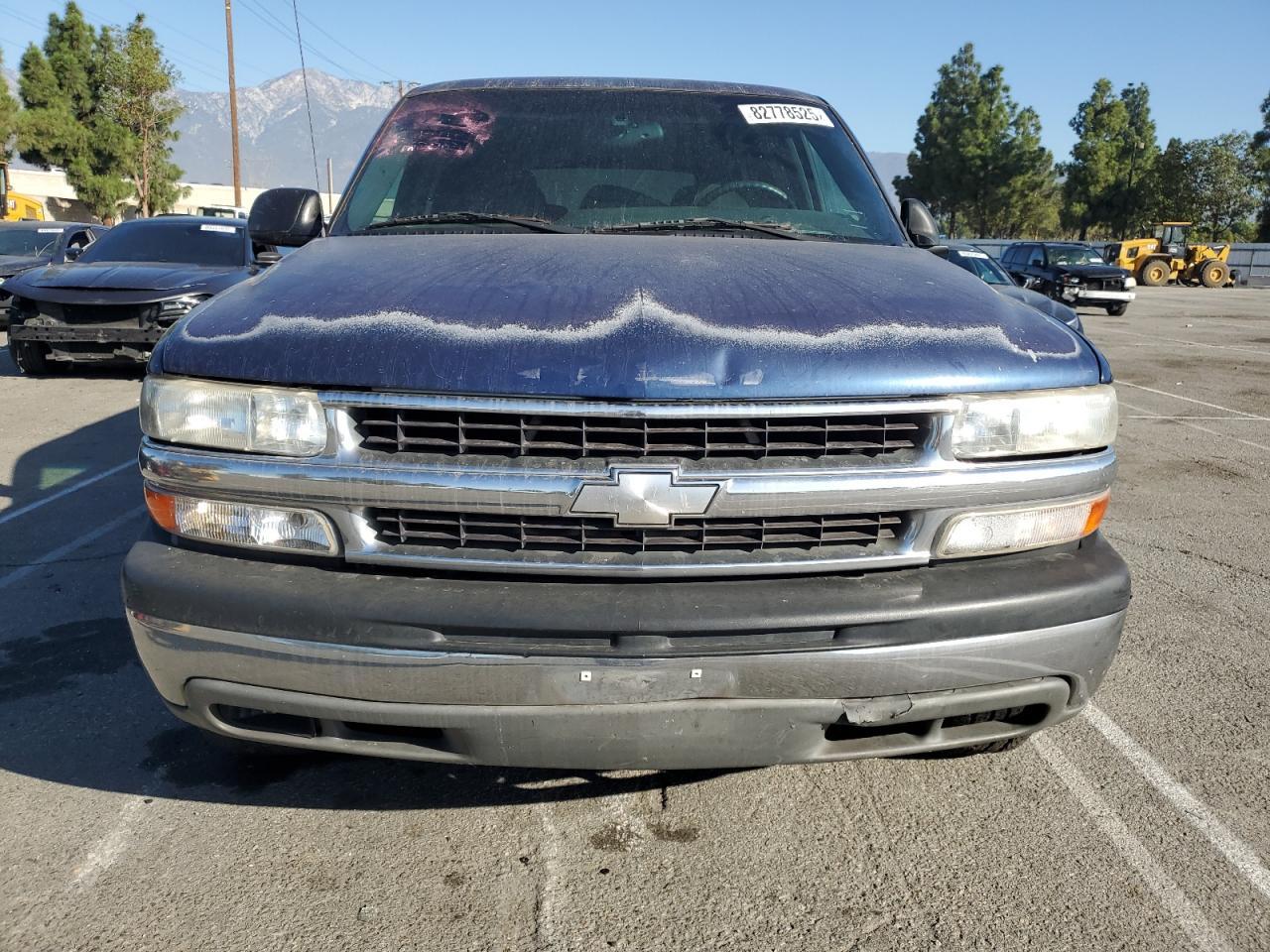 2002 CHEVROLET Tahoe
