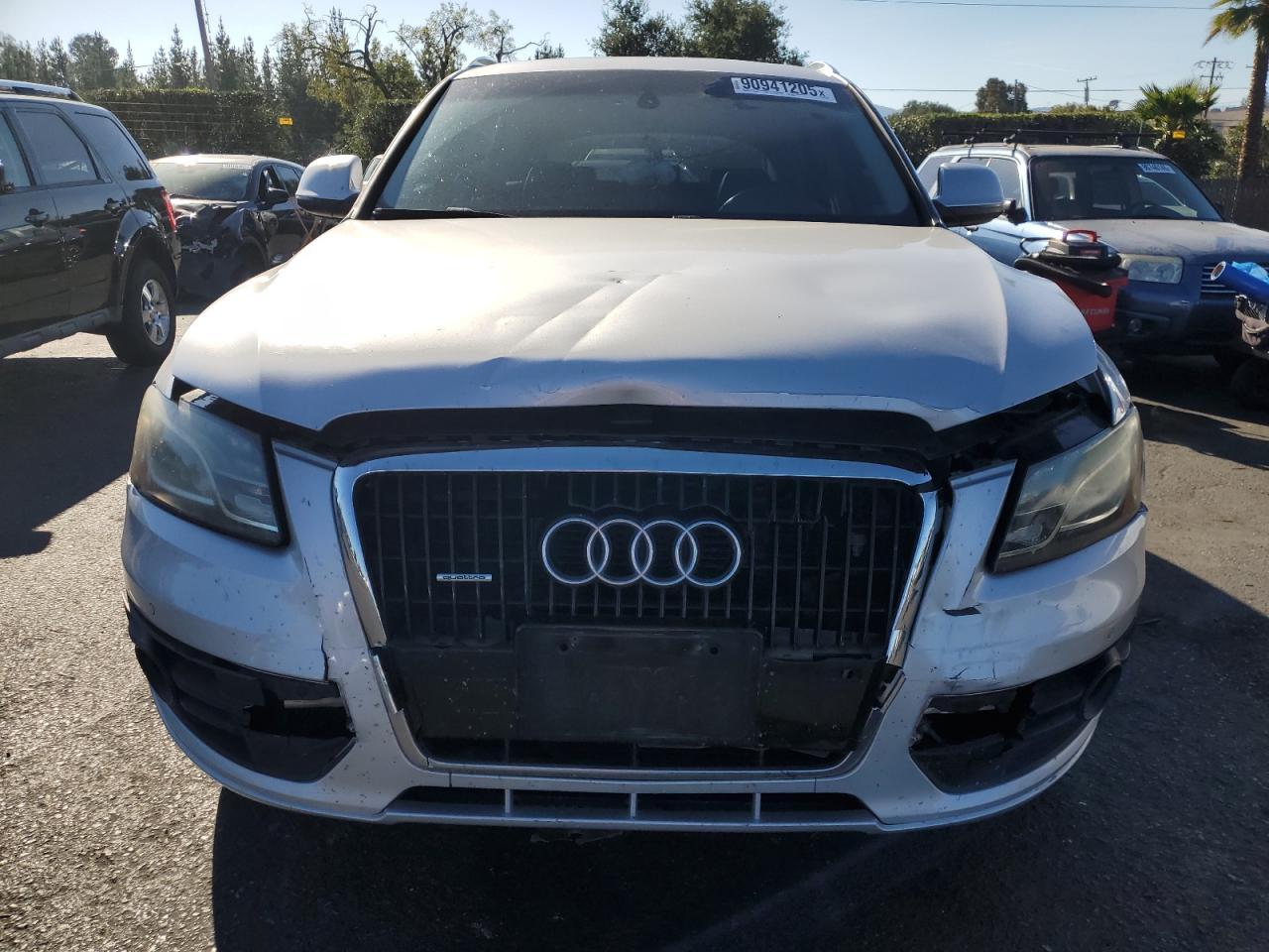 2010 AUDI Q5