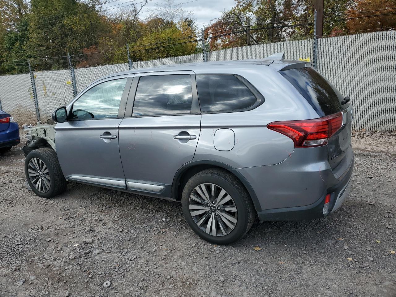 2019 MITSUBISHI outlander