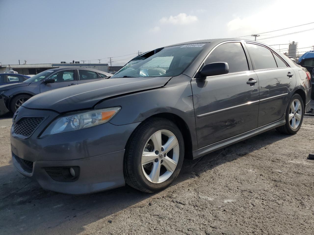 2011 TOYOTA CAMRY