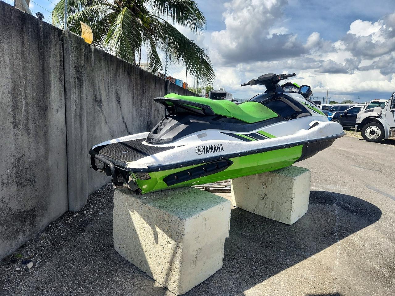 2022 YAMAHA