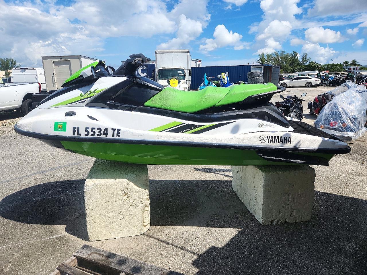 2022 YAMAHA