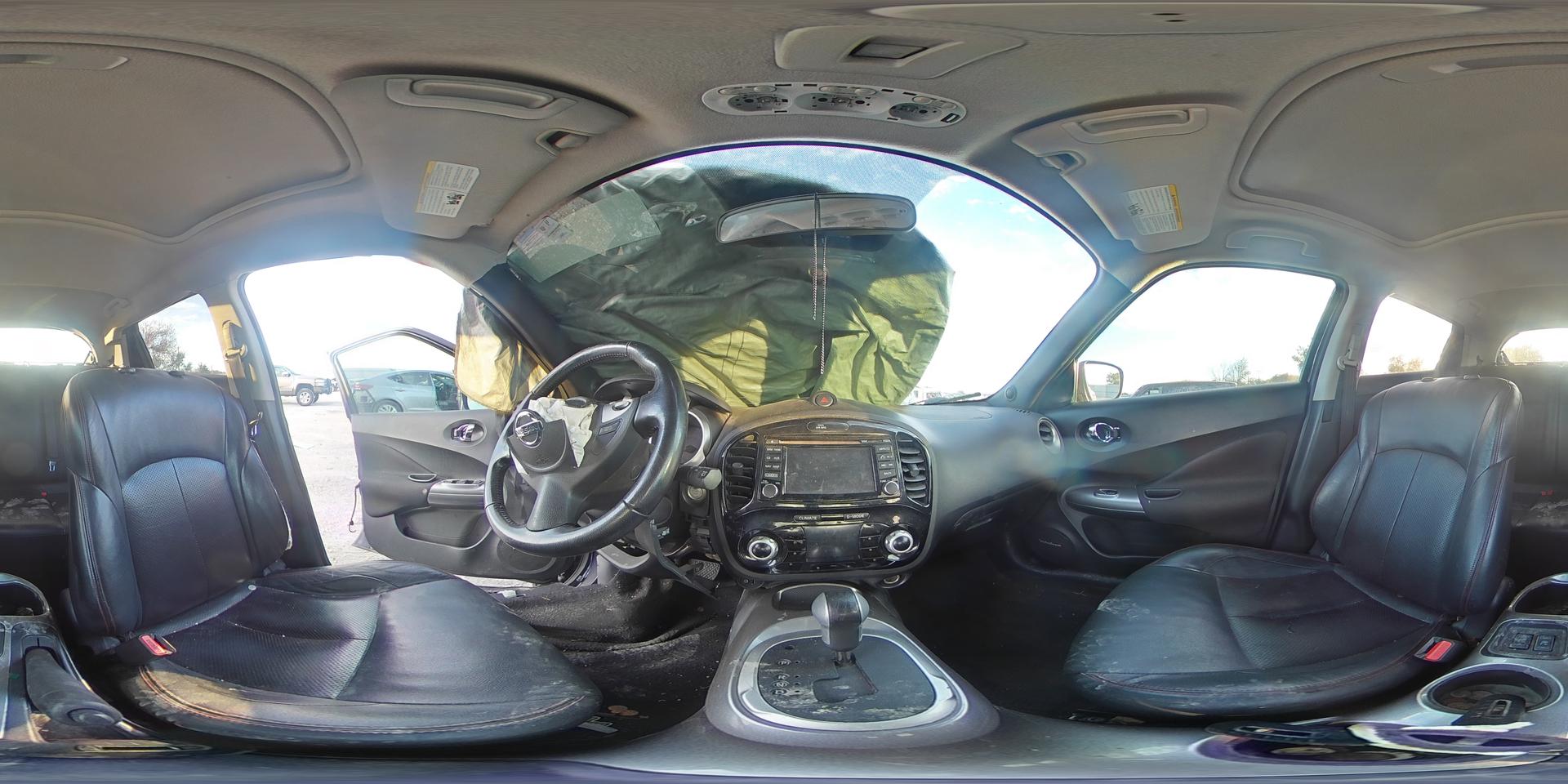 2015 NISSAN Juke