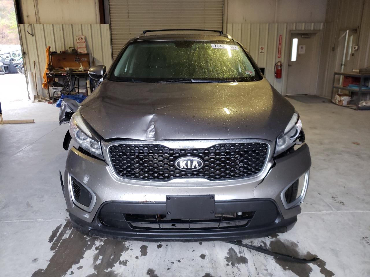 2017 KIA SORENTO