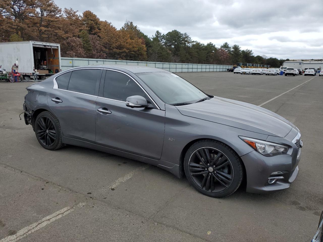 2017 INFINITI Q50