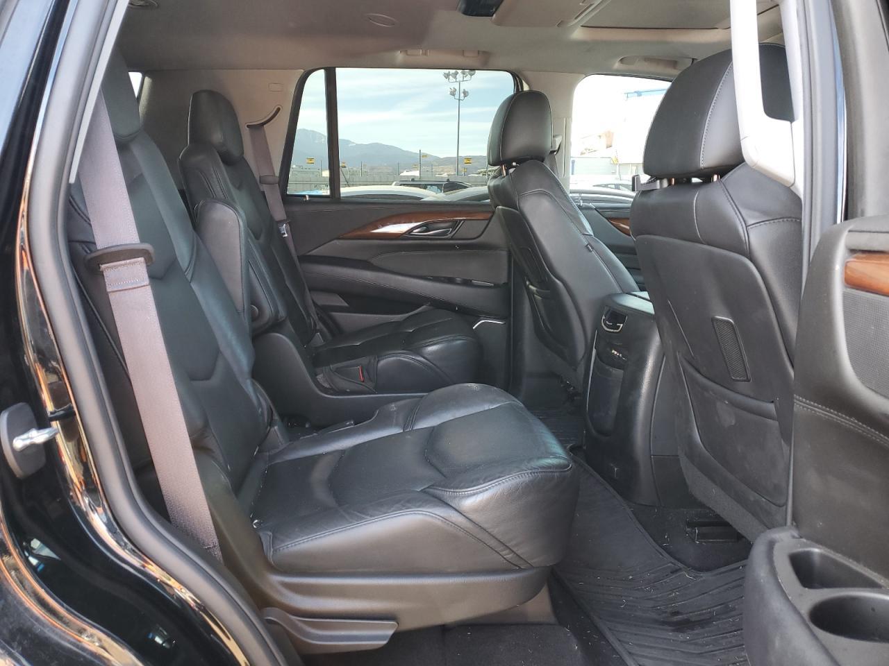 2016 CADILLAC ESCALADE