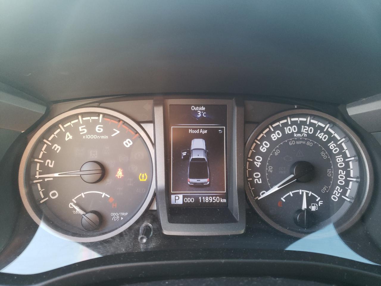 2017 TOYOTA TACOMA