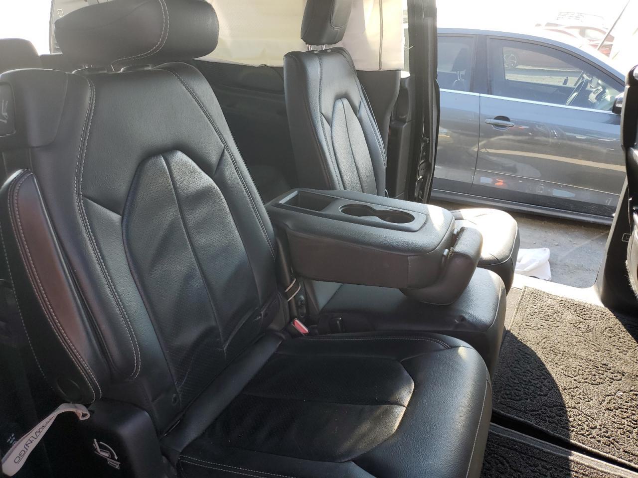 2020 CHRYSLER Pacifica