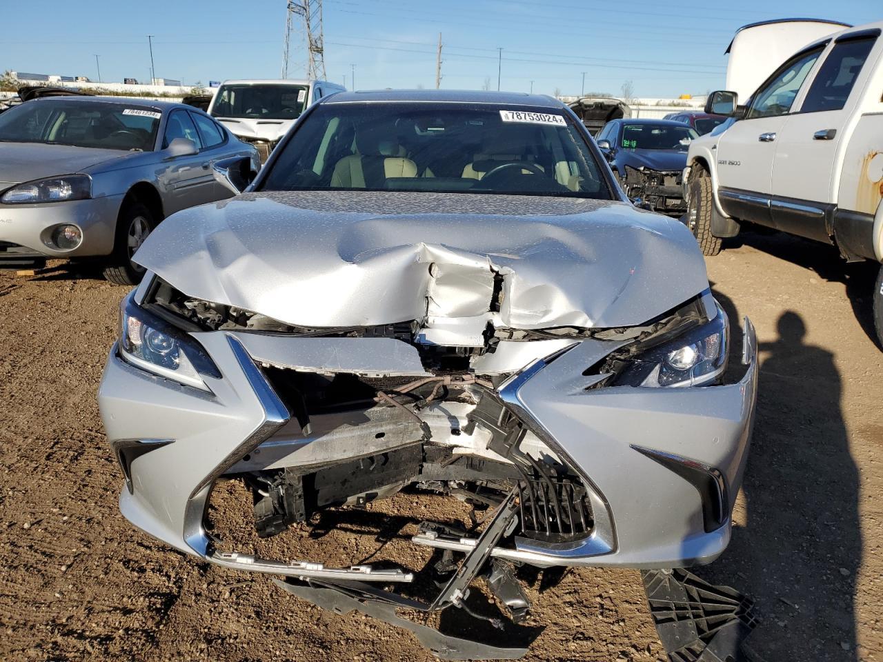 2021 LEXUS Es 300