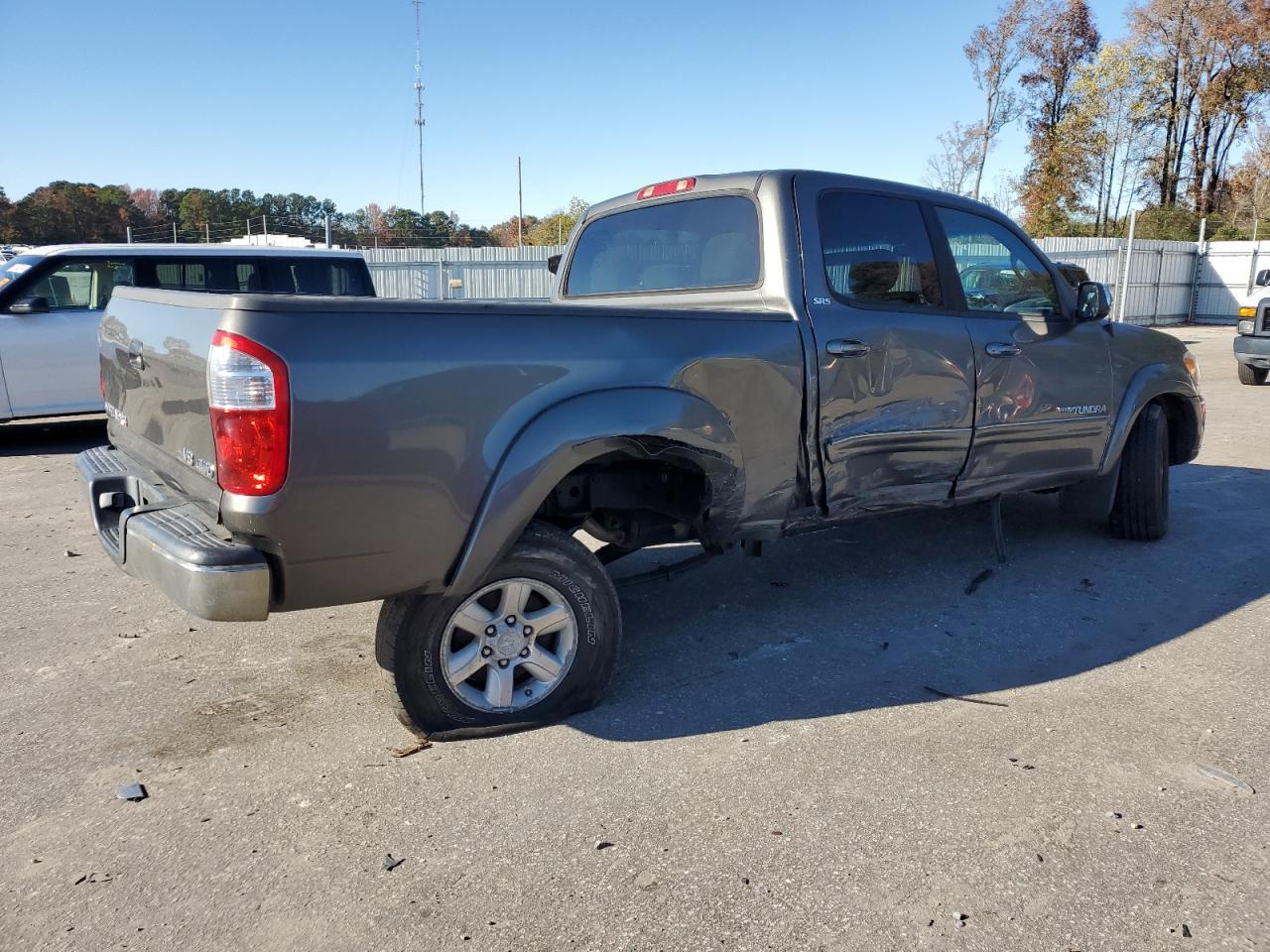 2005 TOYOTA TUNDRA