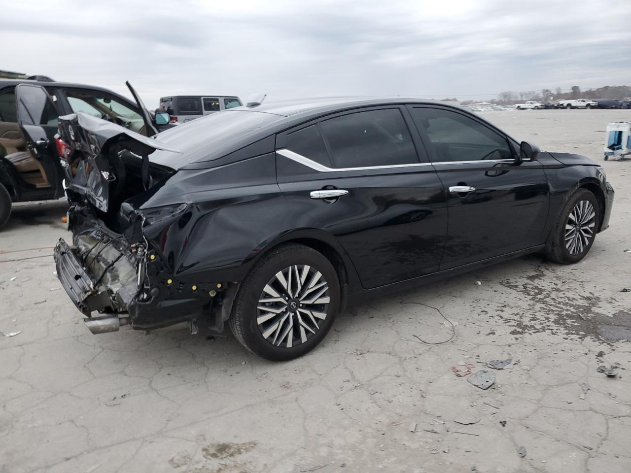 2024 NISSAN ALTIMA