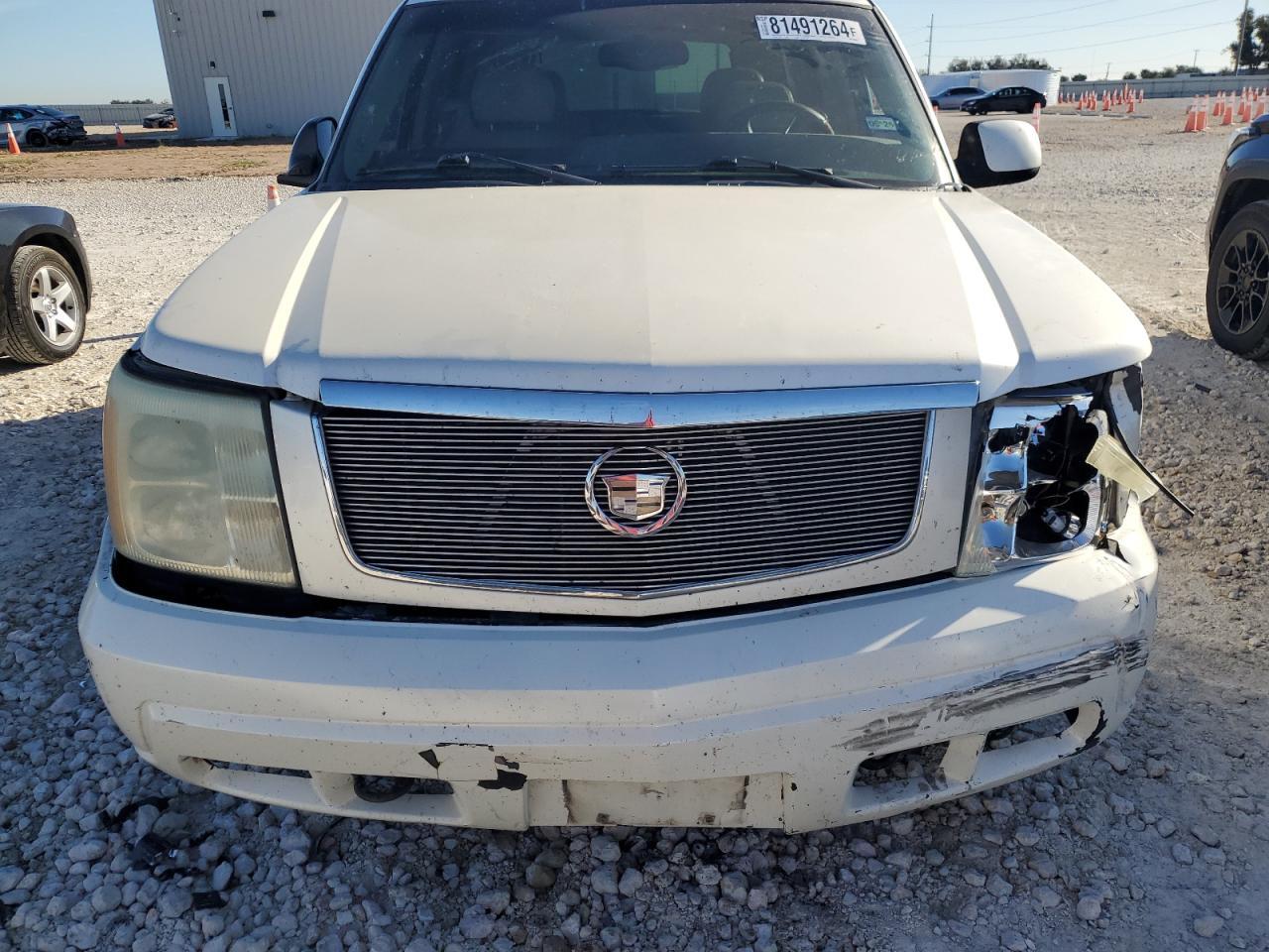2002 CADILLAC ESCALADE