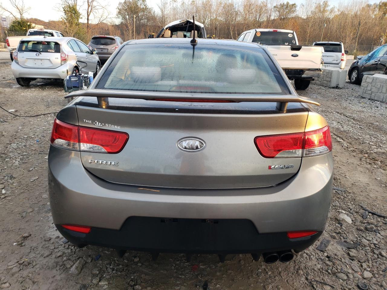 2011 KIA FORTE