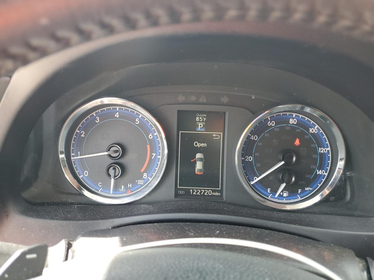 2017 TOYOTA COROLLA