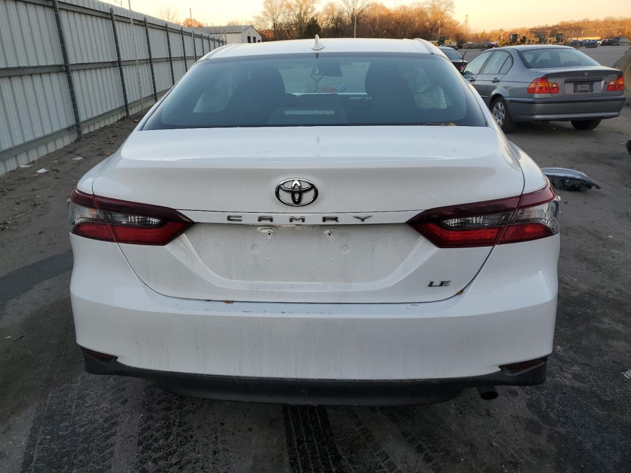 2022 TOYOTA CAMRY