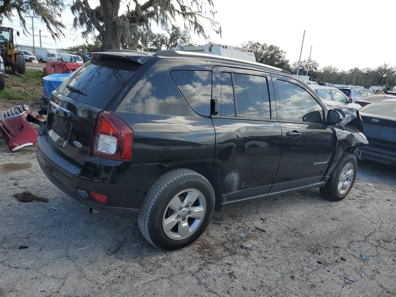 2015 JEEP Compass