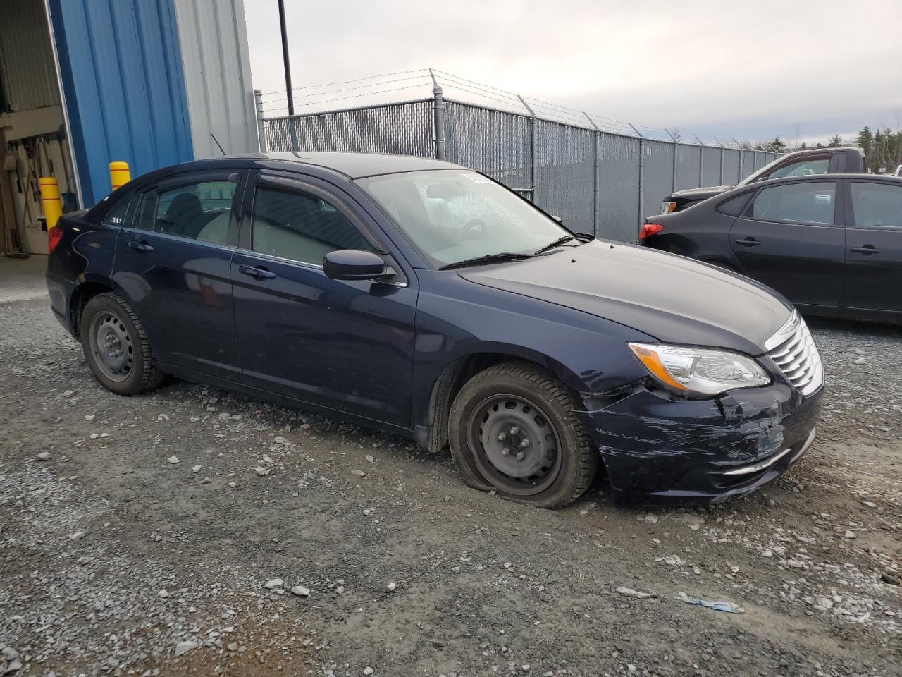2014 CHRYSLER 200