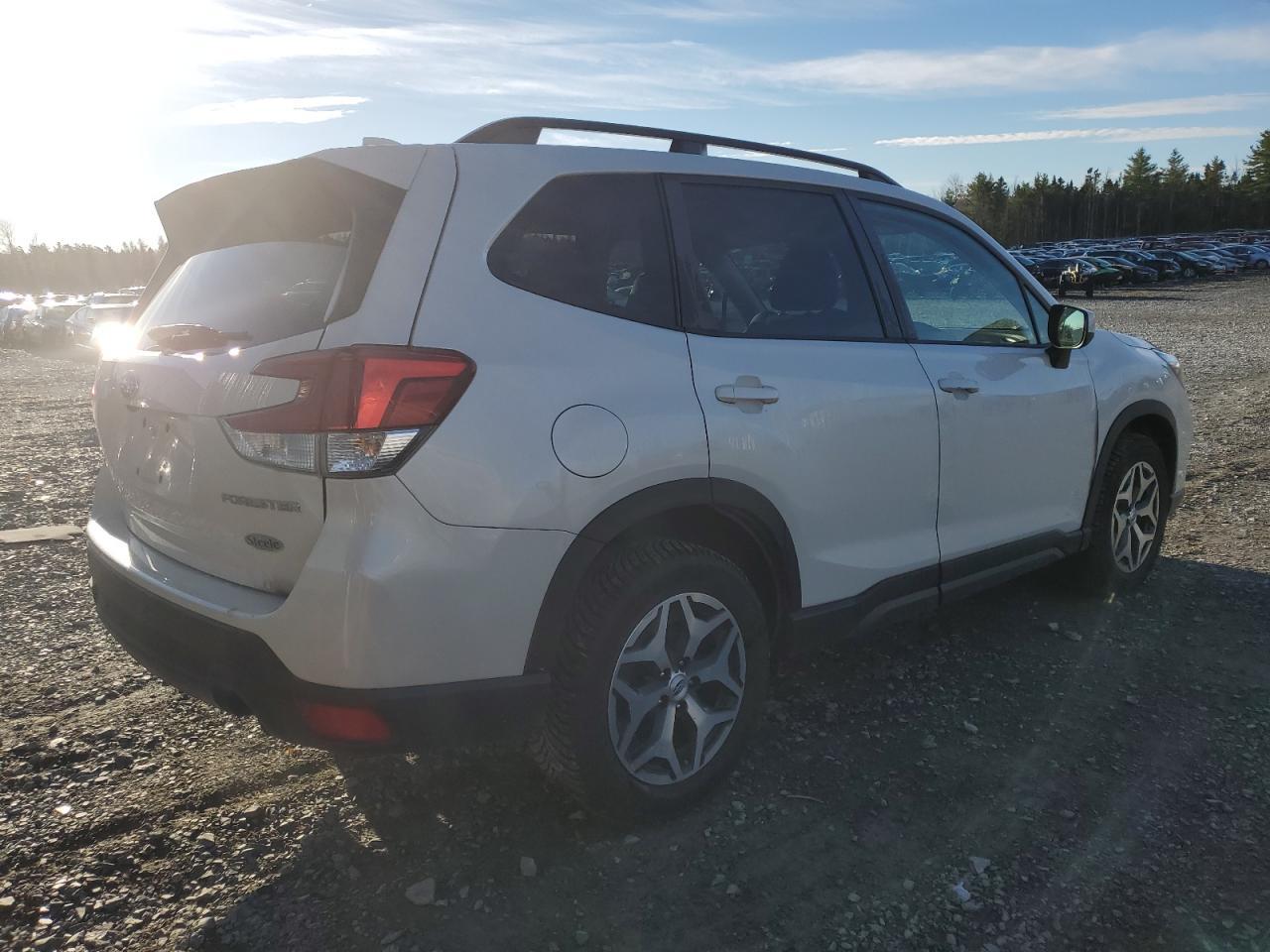 2020 SUBARU FORESTER