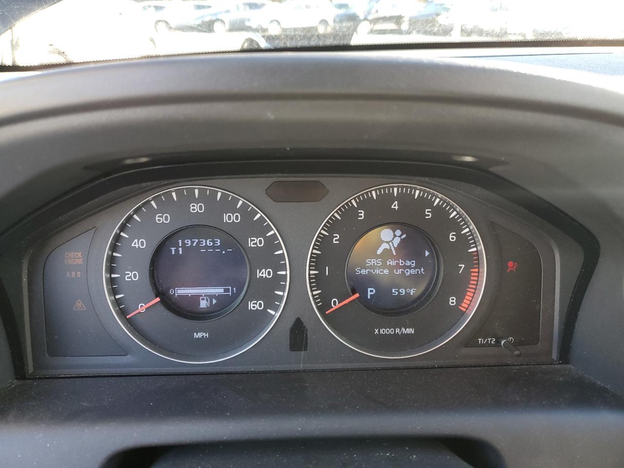 2010 VOLVO XC60