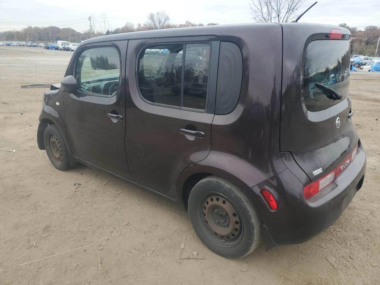 2011 NISSAN CUBE
