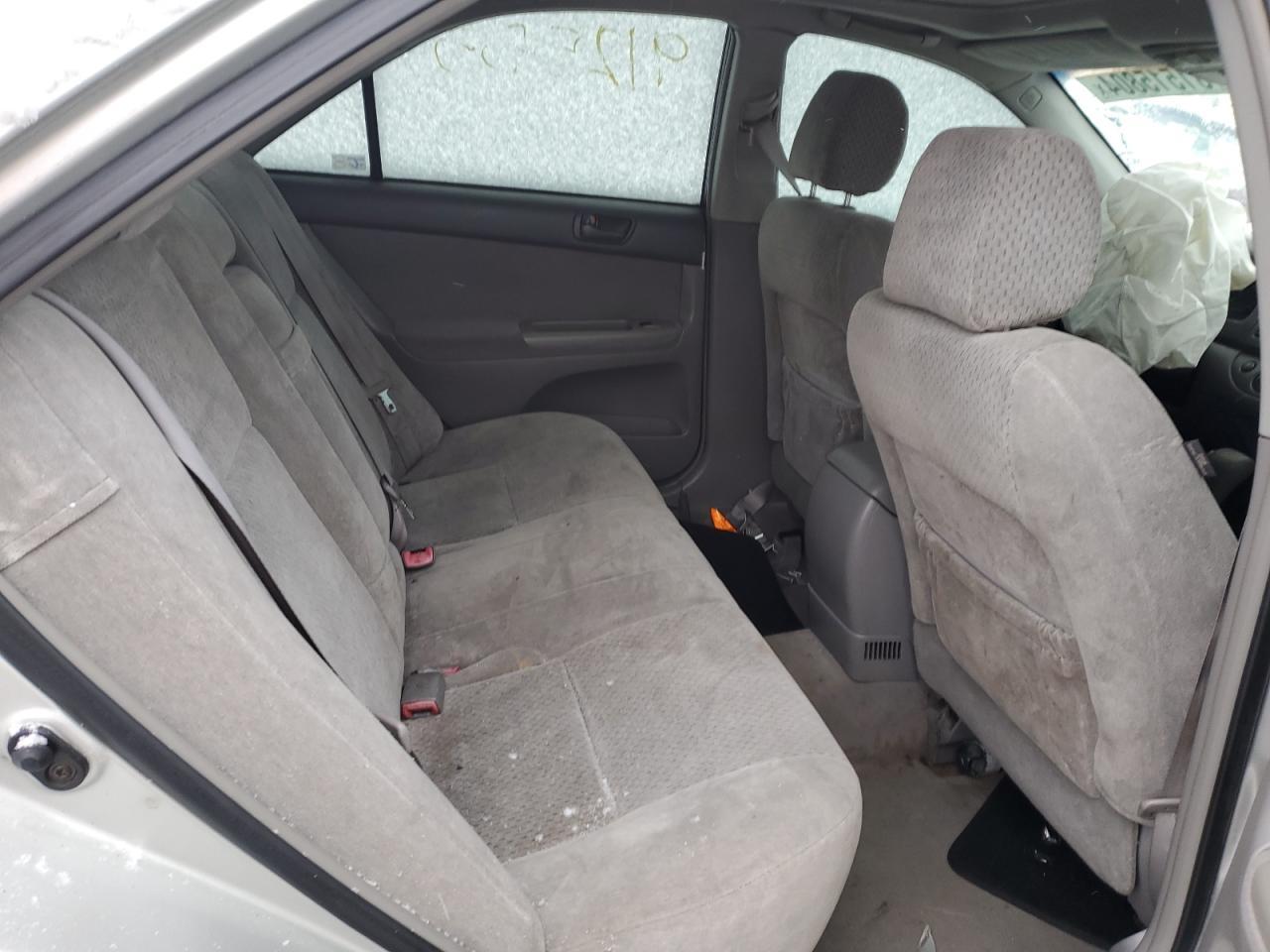 2004 TOYOTA CAMRY