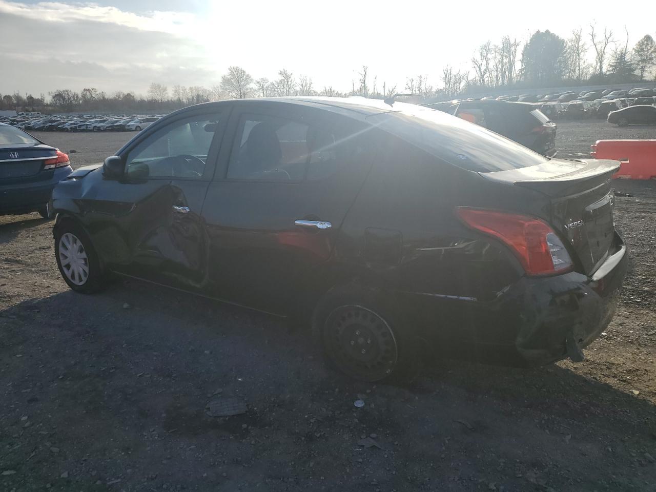 2013 NISSAN VERSA