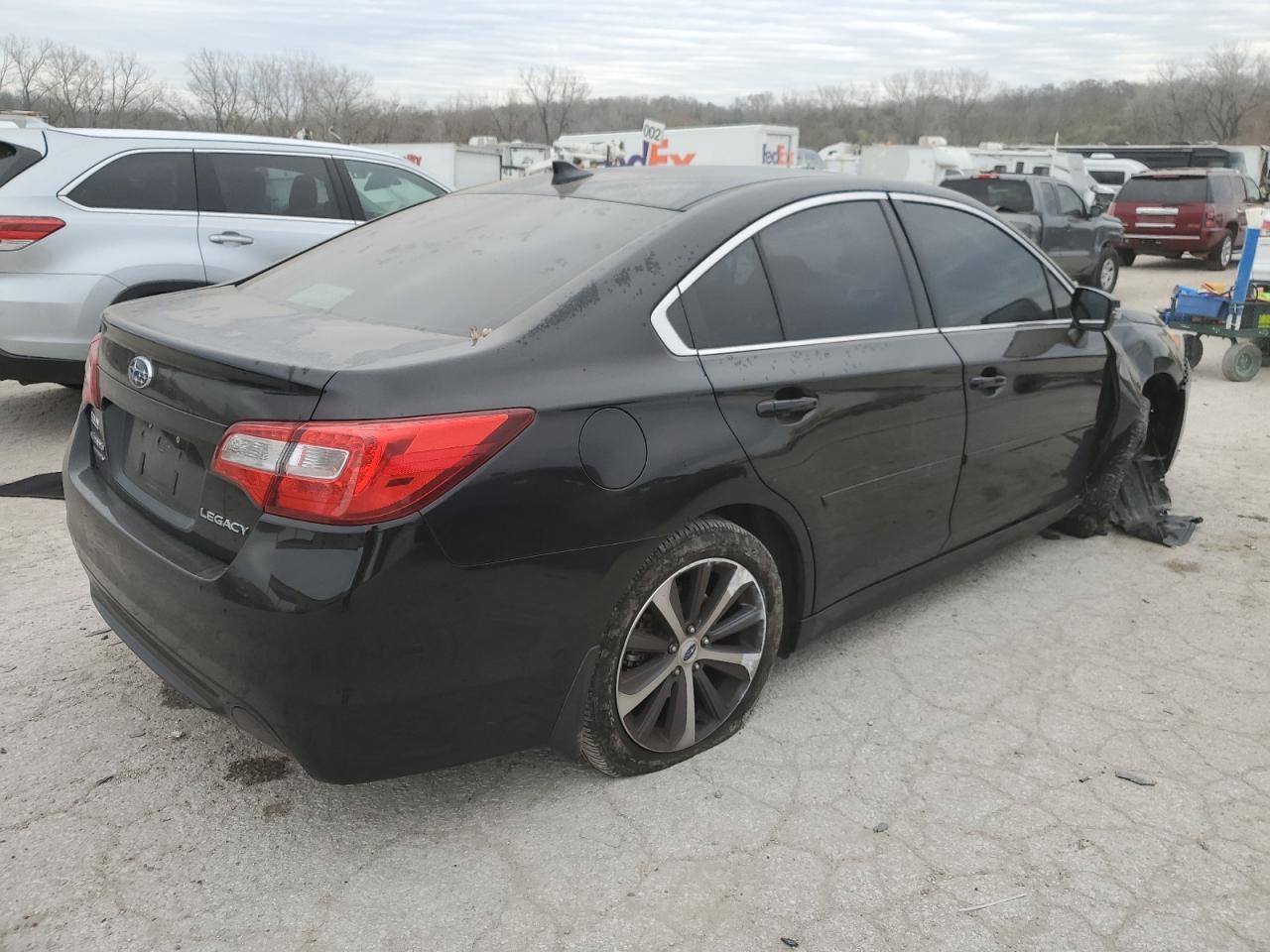 2016 SUBARU Legacy