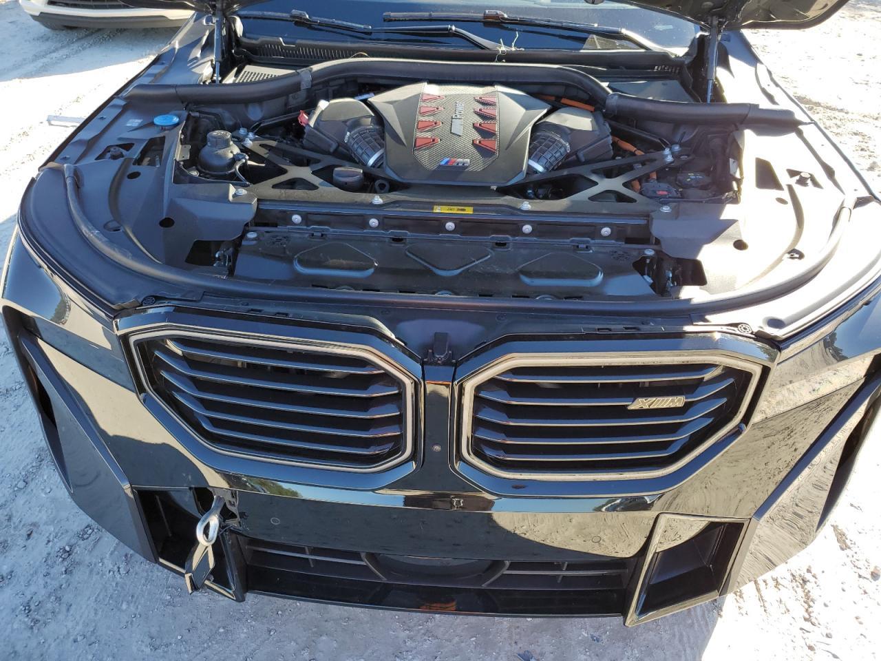 2023 BMW Xm