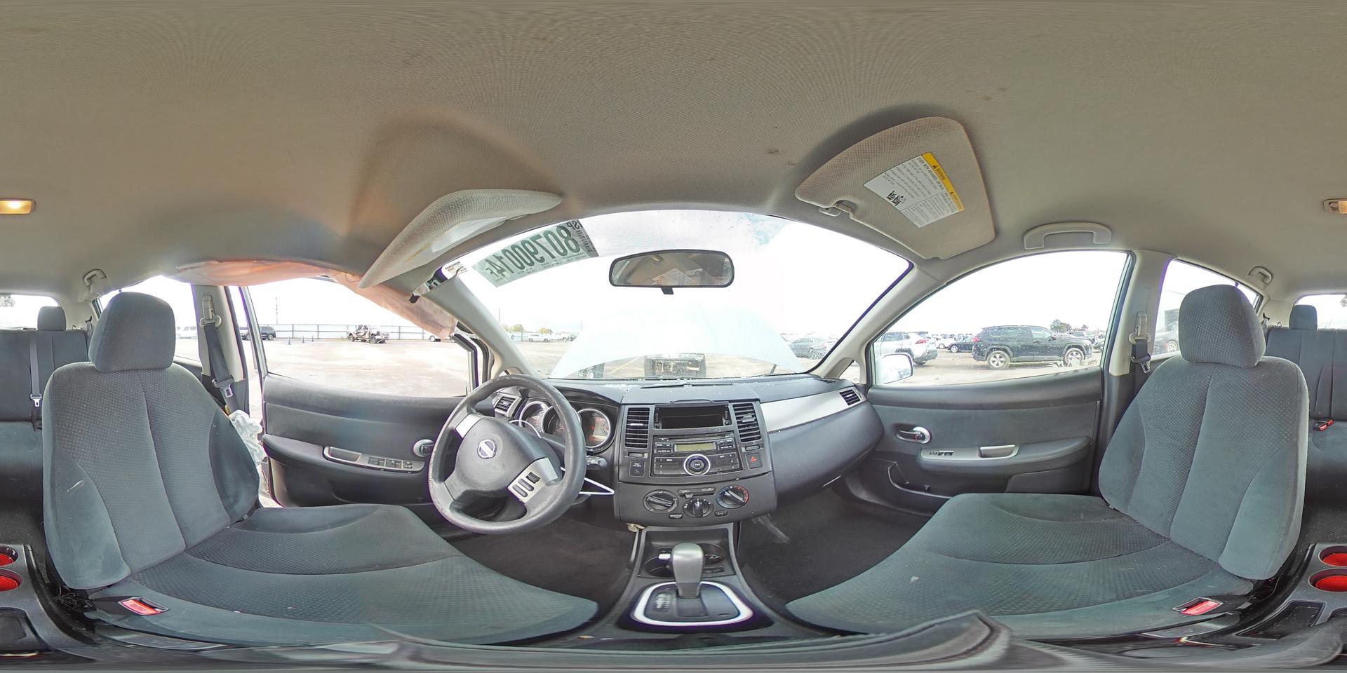 2012 NISSAN VERSA
